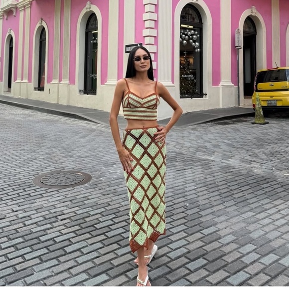 Zara Dresses & Skirts - VIRAL ZARA NEW (TWO PIRCE SET ) ICROCHET SKIRT AND TOP SIZE M
🚨NO DISCOUNT